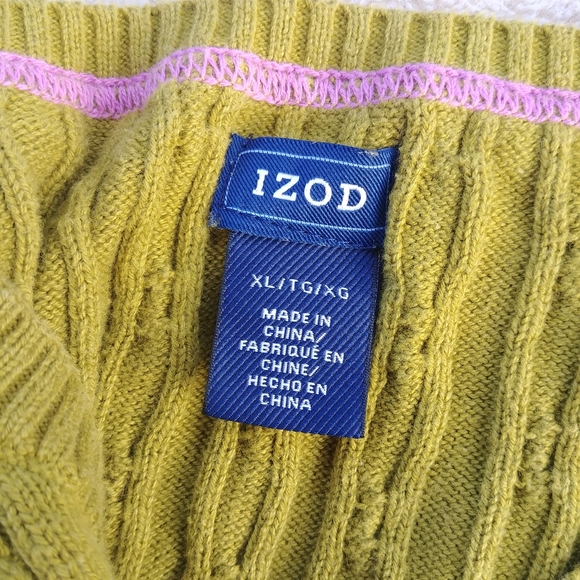 🍍 IZOD V-Neck sweater - Picture 3 of 3
